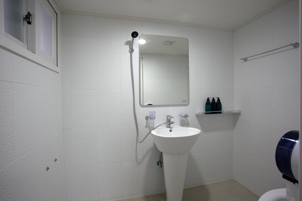 Guesthouse Dodam I Szöul Szoba fotó